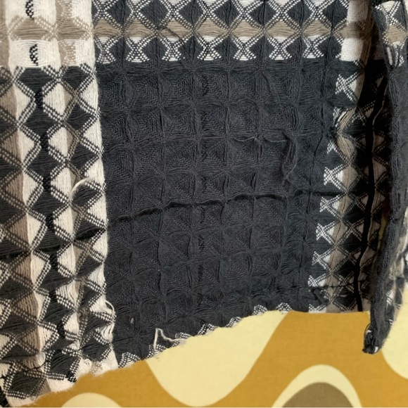 Pac Sun Waffle Weave Button Up Size L/XL GUC - Picture 7 of 7